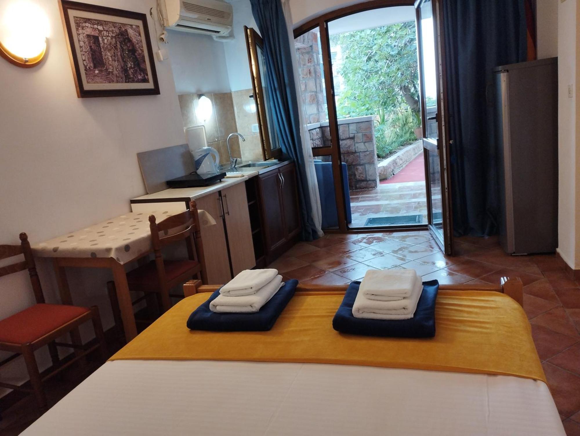 Zoro Apartments Sveti Stefan Cameră foto