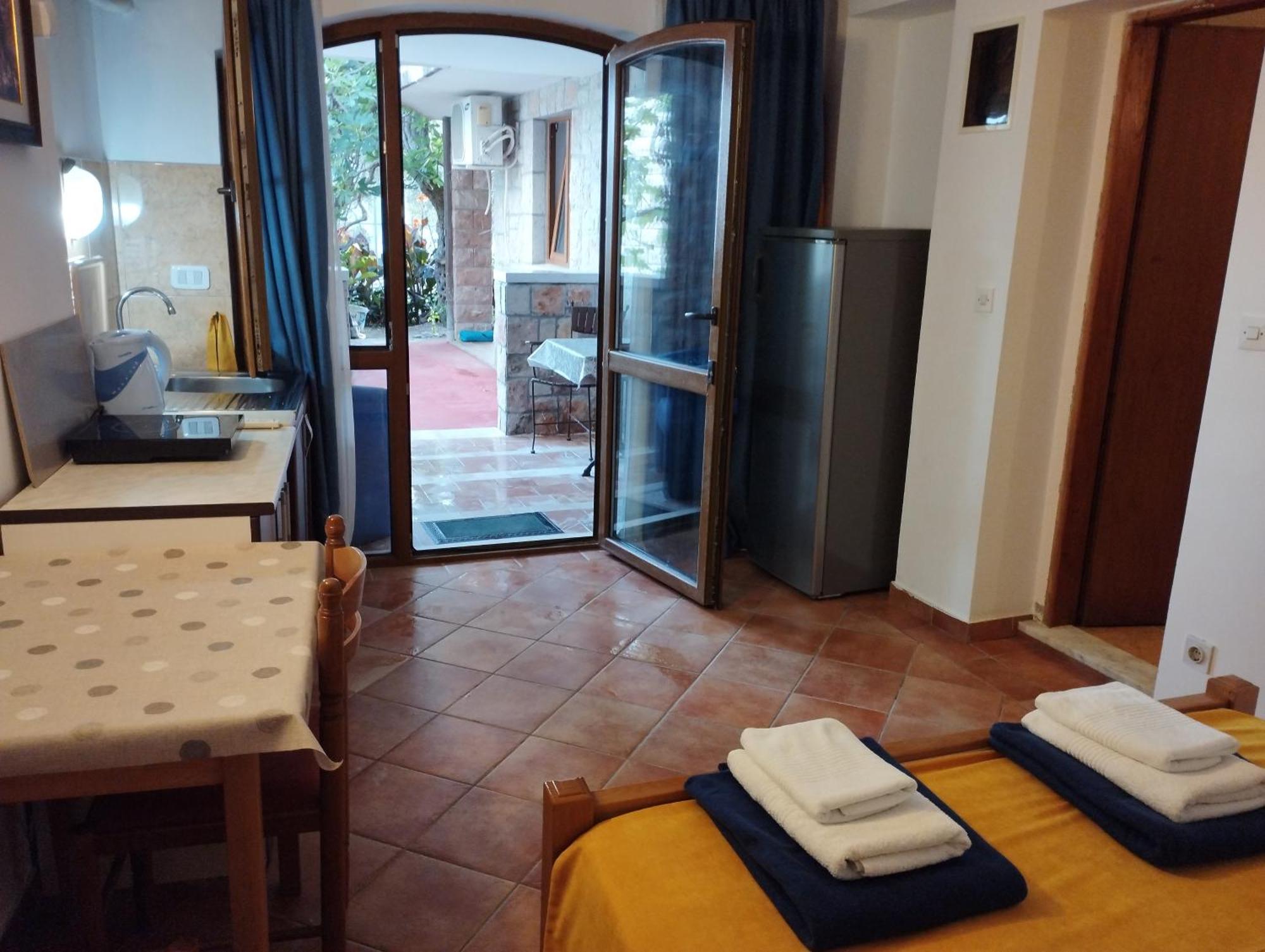 Zoro Apartments Sveti Stefan Cameră foto